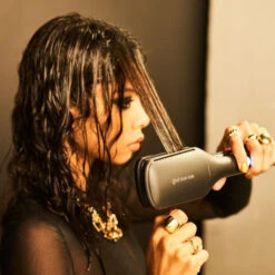 Pack Lisseur Ghd Séchant Duet Style Noir & Huile Lissante Sleek Talker -Produits Capillaires pack lisseur ghd sechant duet style noir huile lissante sleek talker 4